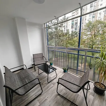 Apartment New Lovely Three Bedroom Belgrade